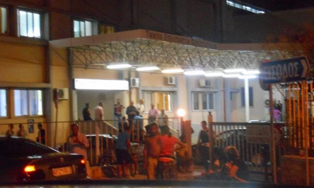 Μεθυσμένοι Ρομά ξυλοφόρτωσαν τραυματιοφορέα στο νοσοκομείο Κορίνθου